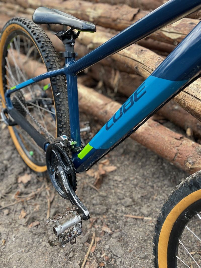 Horské kolo CUBE Aim Race blueberry"n"lime 2021