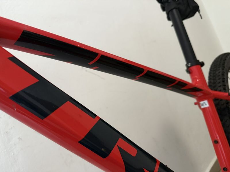 Trek Marlin 8, generace 2, velikost M/L PC: 27 665 Kč
