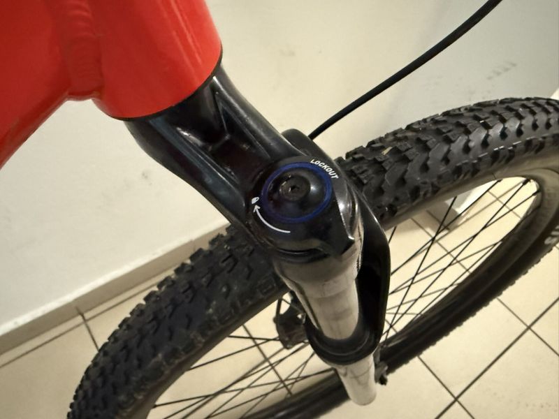 Trek Marlin 8, generace 2, velikost M/L PC: 27 665 Kč