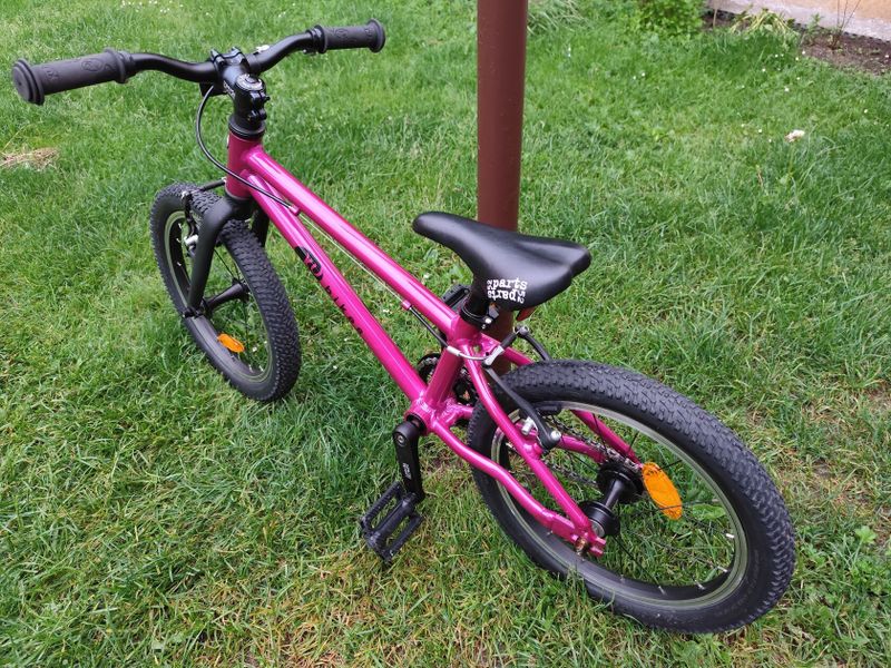 Prodám lehké dětské kolo Kubikes 16L, barva růžová