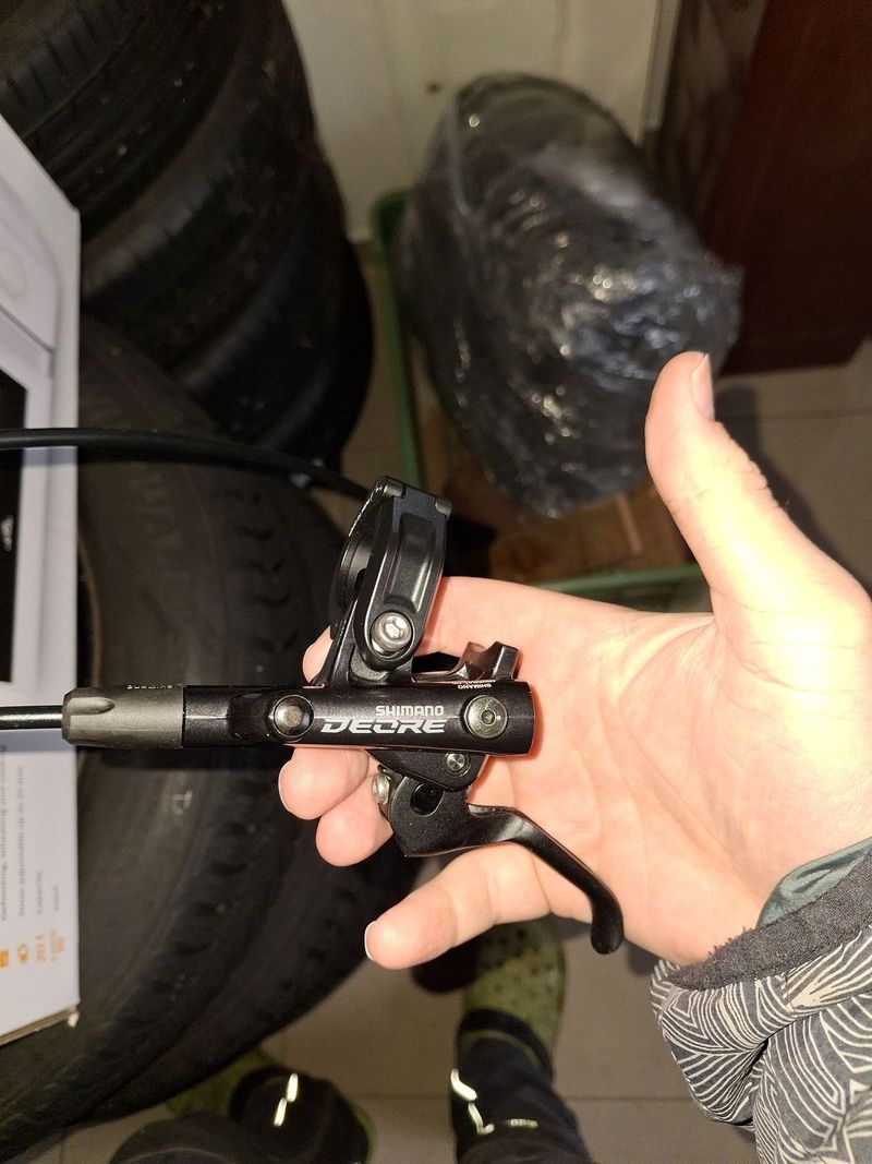 Brzdy Shimano Deore