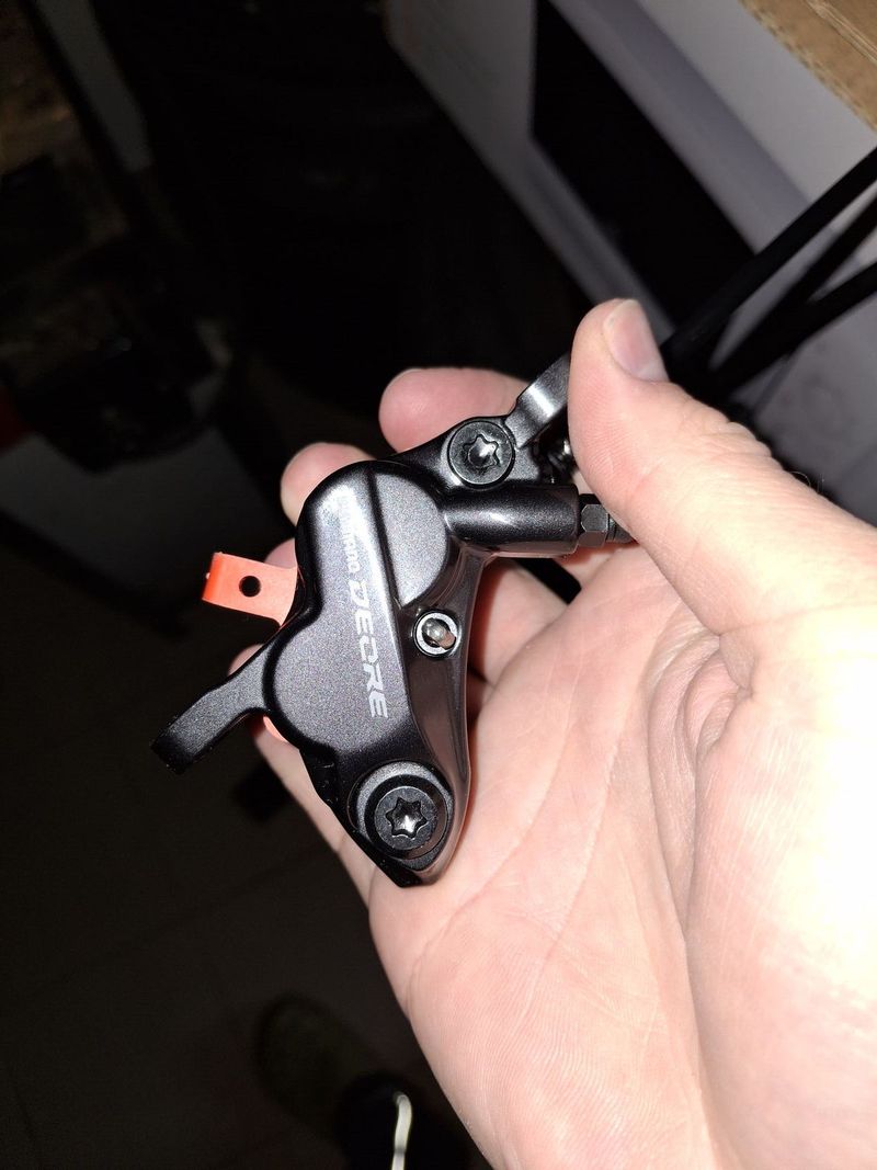 Brzdy Shimano Deore