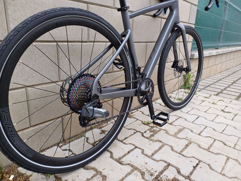Karbonové gravel kolo Twitter gravel V1, elektrické řazení 1x13, vel. XL, L/M, S, XS viz tabulka