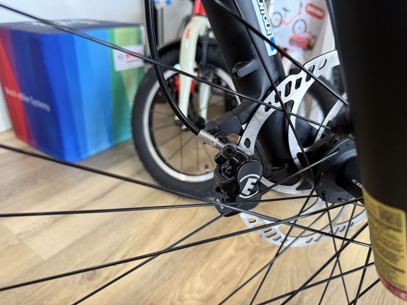 Nový elektrobicykel Corratec E-Power X-Vert FACTORY