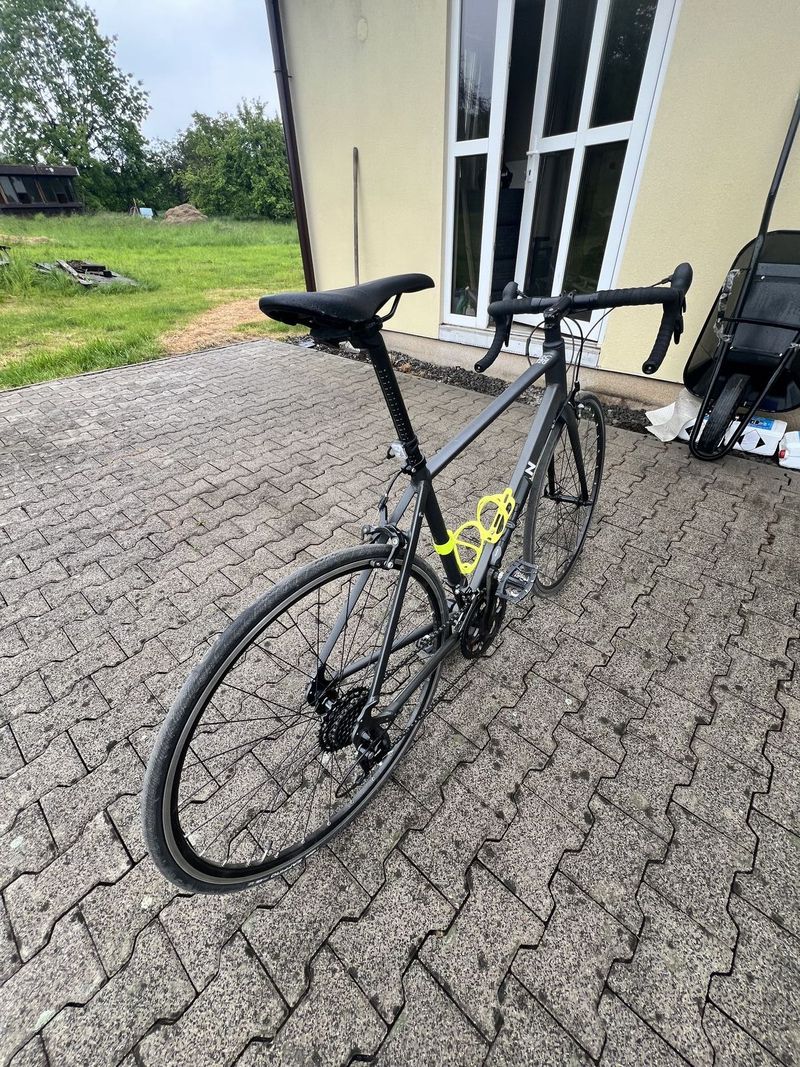 Triban RC120 (2020), velmi zachovalé