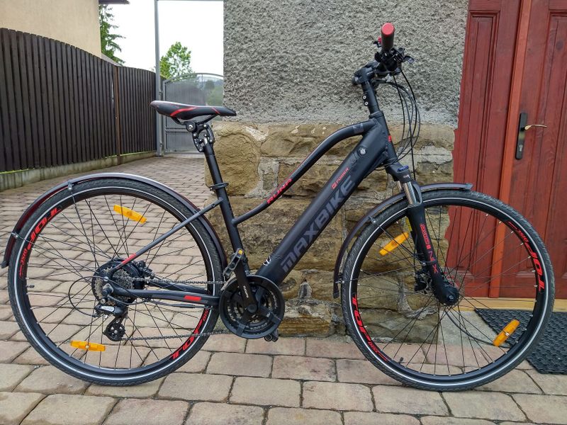 Dámské trekingové e-kolo MAXBIKE Runa