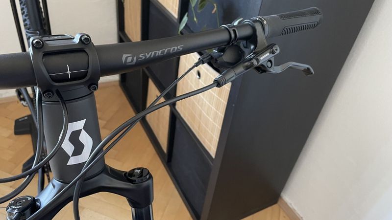 Scott Scale 940 carbon Black / vel.M / Sram Eagle 1x12 / zánovní