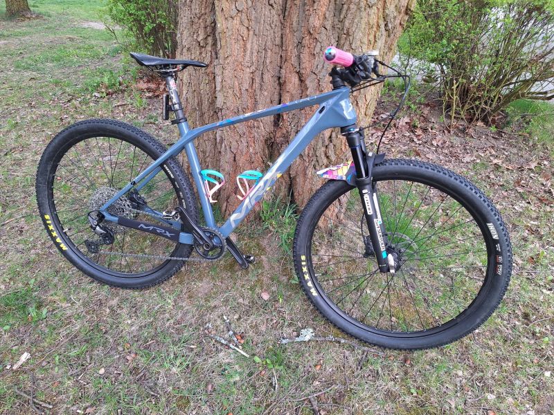 Karbonové horské kolo MRX 19" 
