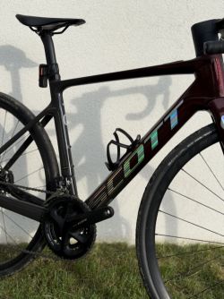 SCOTT ADDICT ERIDE 30 silniční elektrokolo