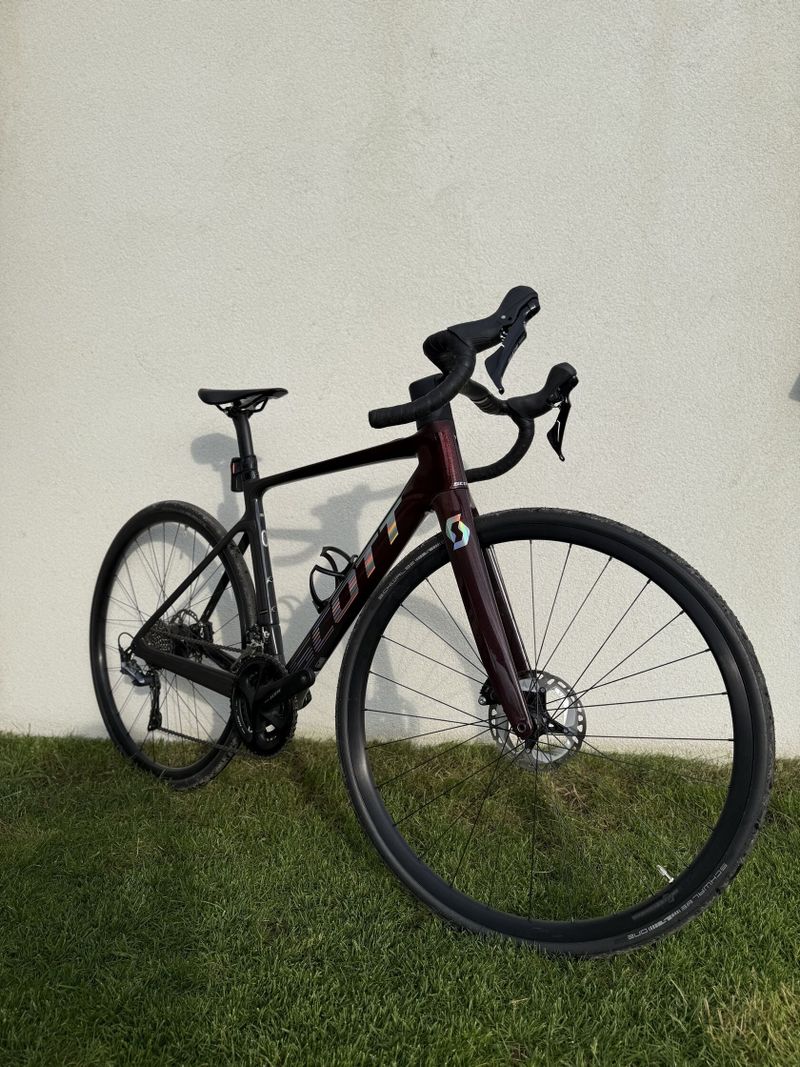 SCOTT ADDICT ERIDE 30 silniční elektrokolo