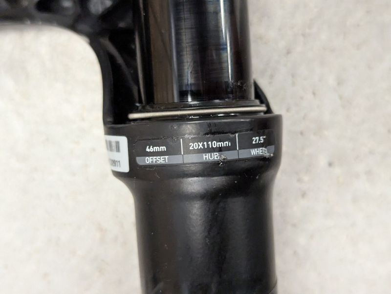 Vidlice RockShox Boxxer C1, 27.5", 200 mm, Charger 2.1, DebonAir, po komplet repasi