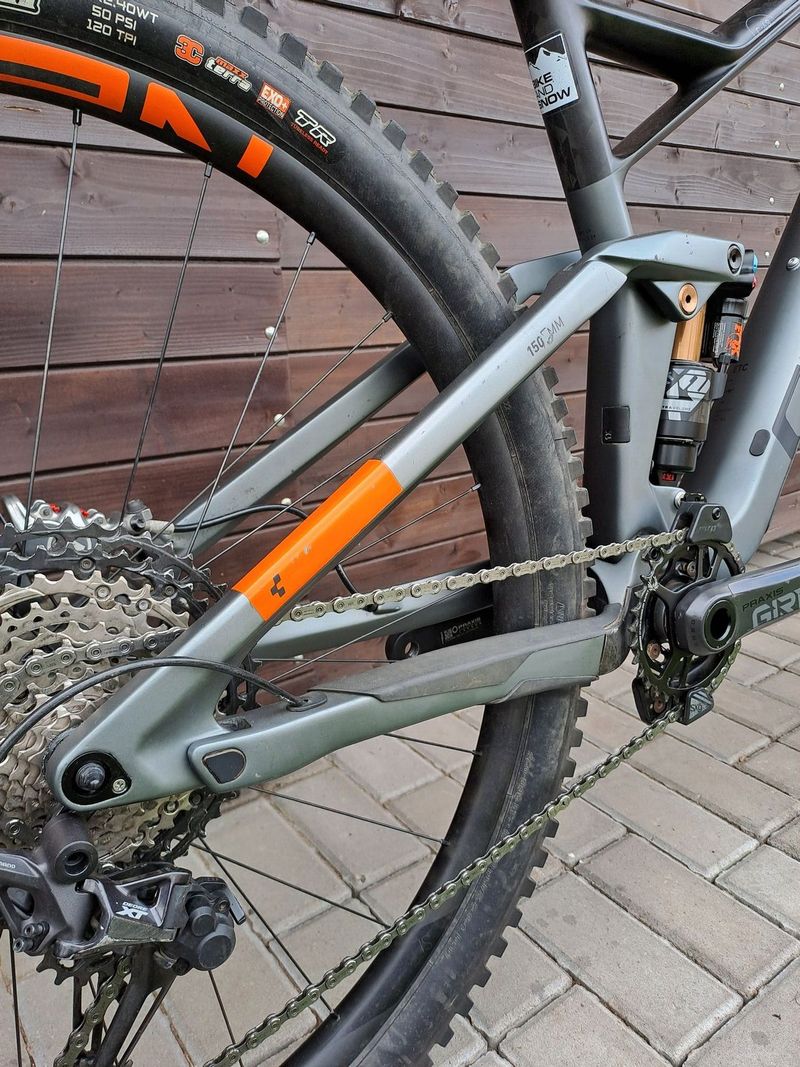 TOP enduro kolo Cube Stereo / velikost L / 29er kola / Fox po servisu / dobrý stav