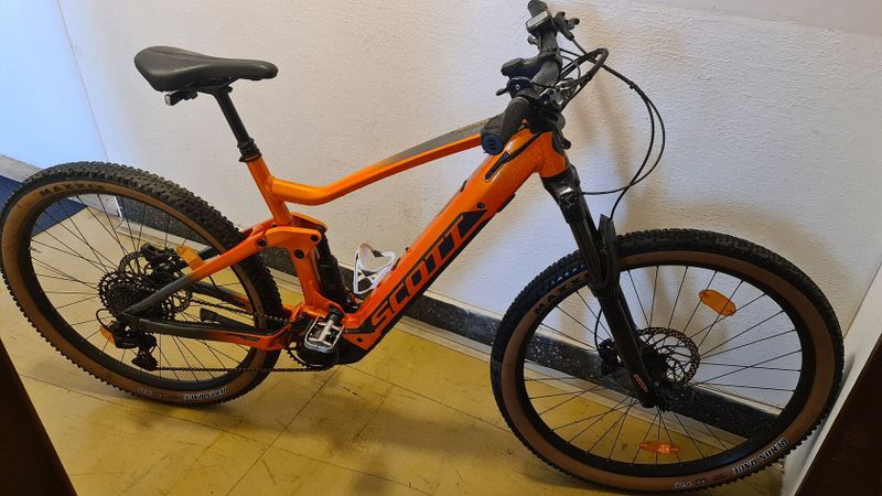 SCOTT Strike eRide 940 