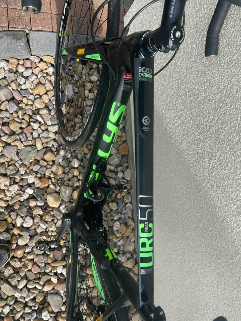 Kellys URC 50, karbon, skvělý stav, velikost M