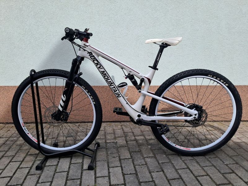 Rocky Mountain Element