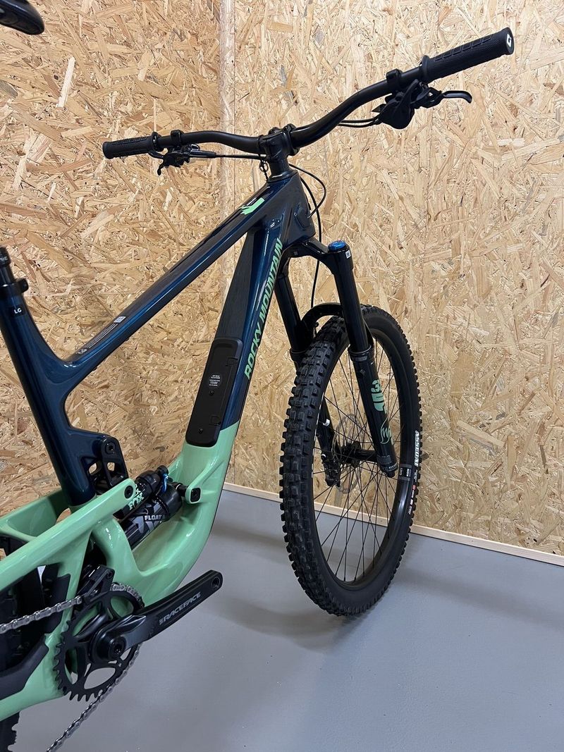 Se zárukou - Rocky Mountain ALTITUDE CARBON 50 SHIMANO C1 vel. L