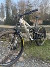 Prodám kolo Canyon Spectral al 5 kolo je jako nové 