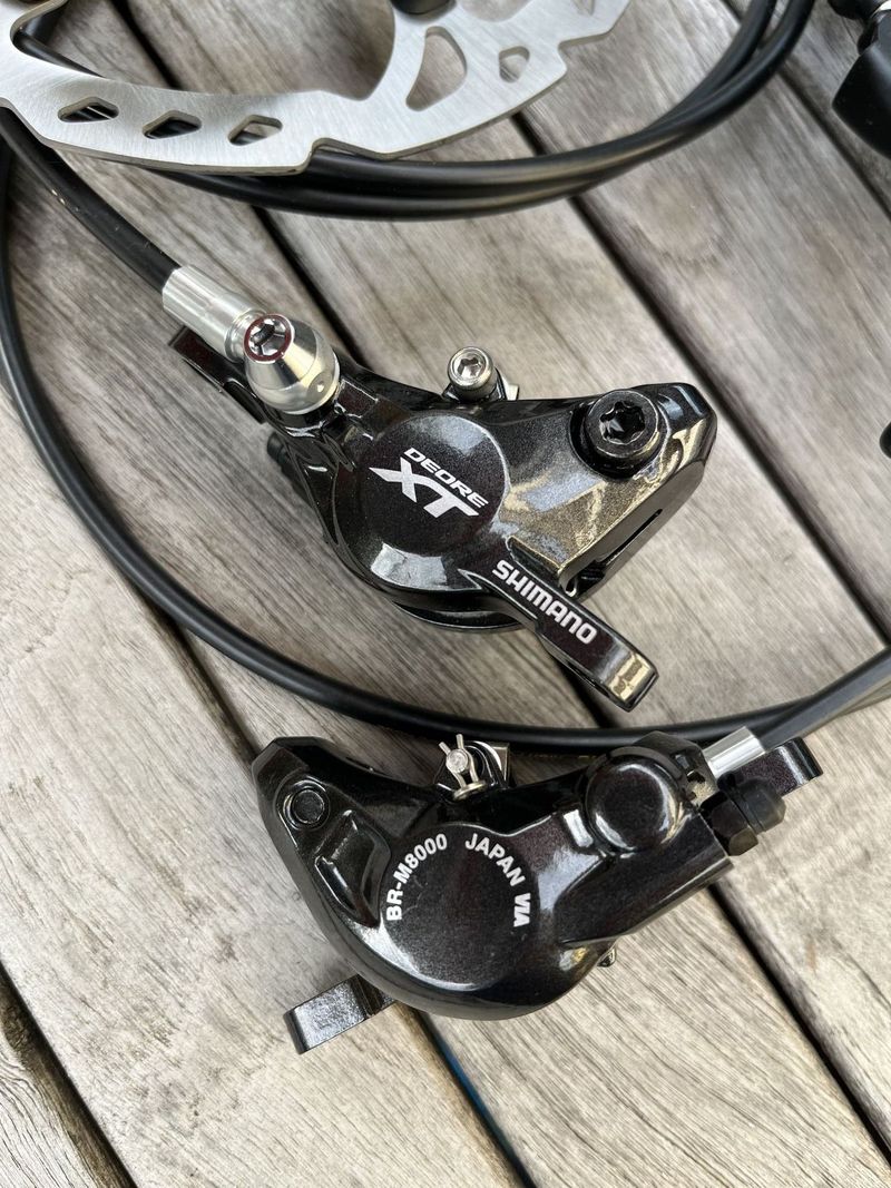 kompletní set brzdy Shimano Deore XT BR-M8000