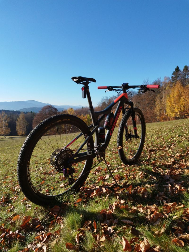 Orbea Oiz M30 11,4kg Top stav - upgrade