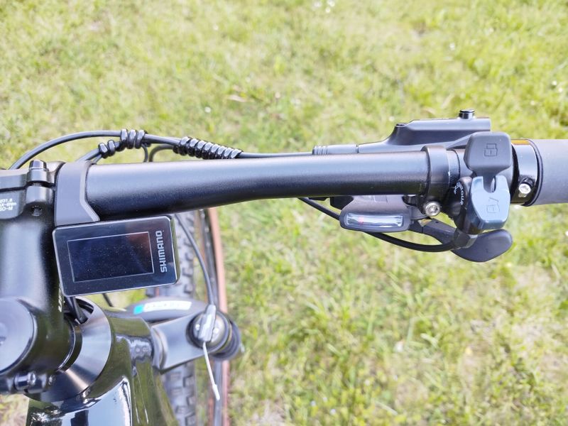 elektrokolo UPLAND E-Offroad S1, motor Shimano 