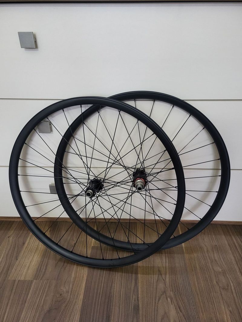 Karbonová kola XC Nextie/Extralite/DT Aerolite 1090g