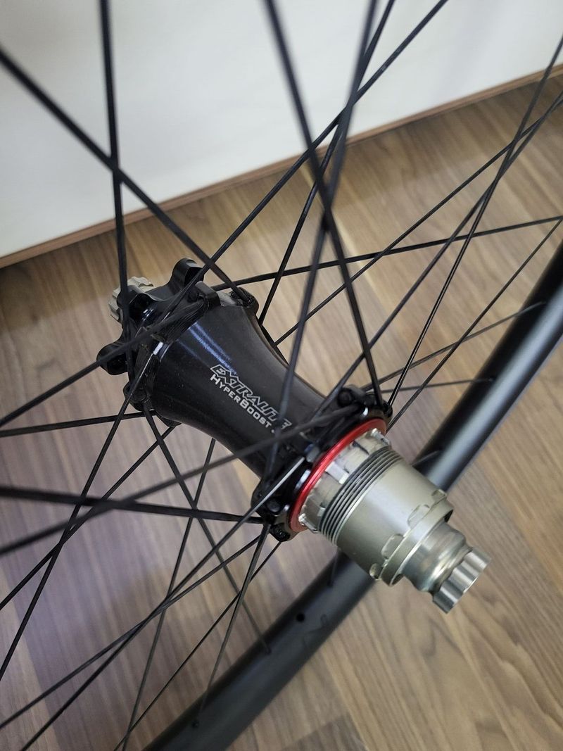 Karbonová kola XC Nextie/Extralite/DT Aerolite 1090g