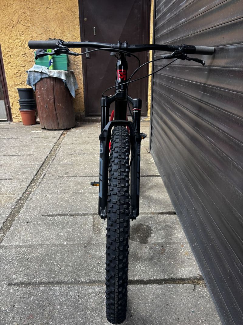 Rock Machine Blizz full karbon a elektrika velikost L 