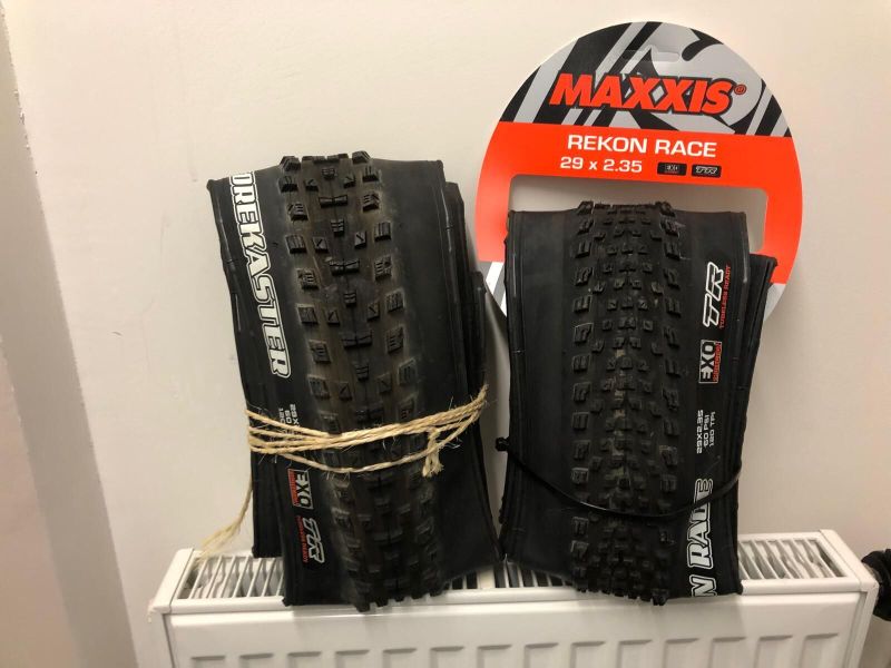 NOVÝ Maxxis REKON RACE a FOREKASTER 29x2,35 120TPI