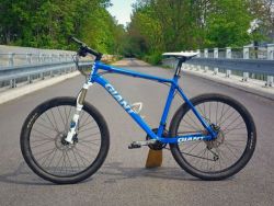 Horské kolo Giant XTC polocarbon