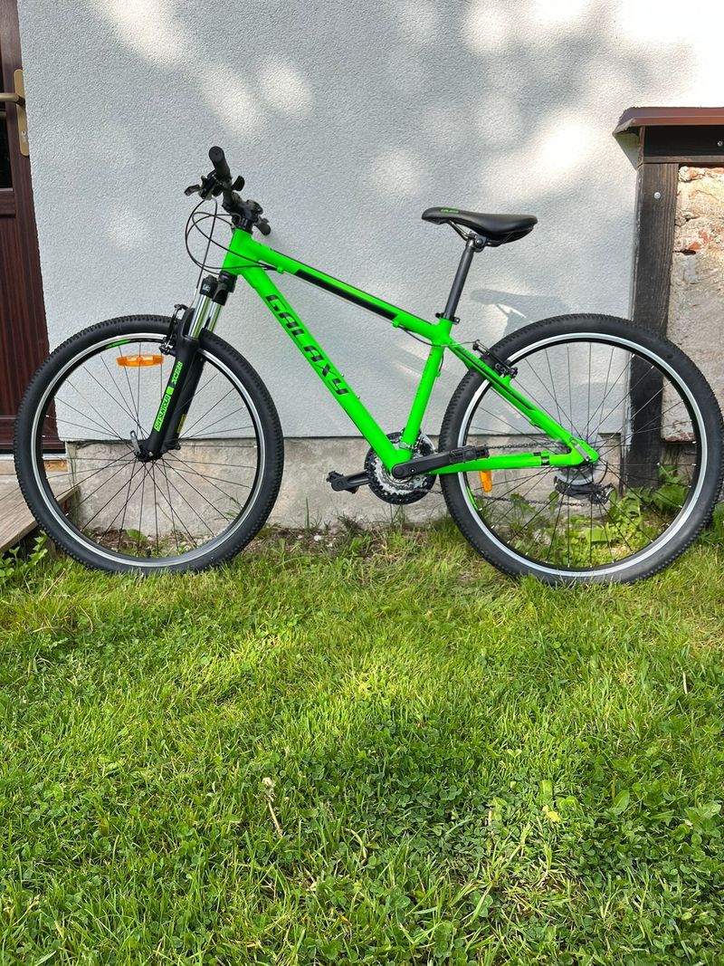Galaxy Merkur 26" – horské kolo s odpruženou vidlicí a přehazovačkou Shimano