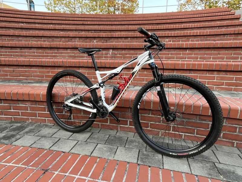 Specialized Epic FSR Comp Carbon – velmi pěkný stav 