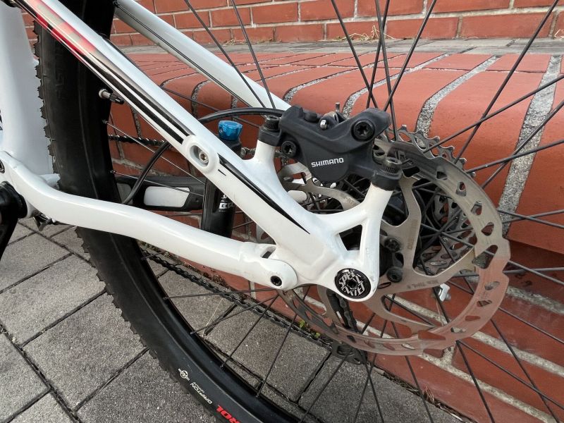Specialized Epic FSR Comp Carbon – velmi pěkný stav 