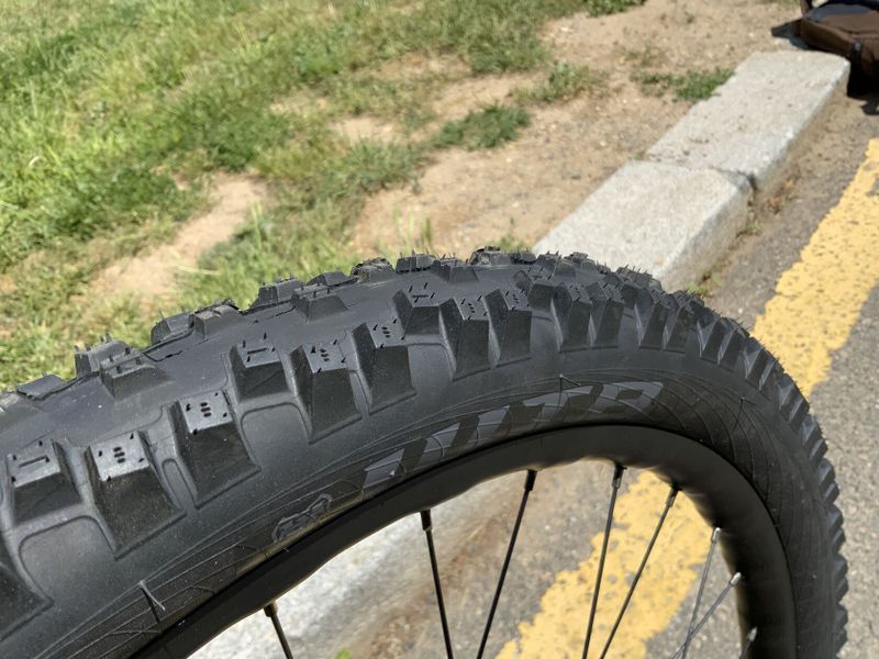Dartmoor Primal 29-V2, zaruka ramu 12/2026,12 Speed SLX, naboje Novatec,WTB,vidle Revelation 150