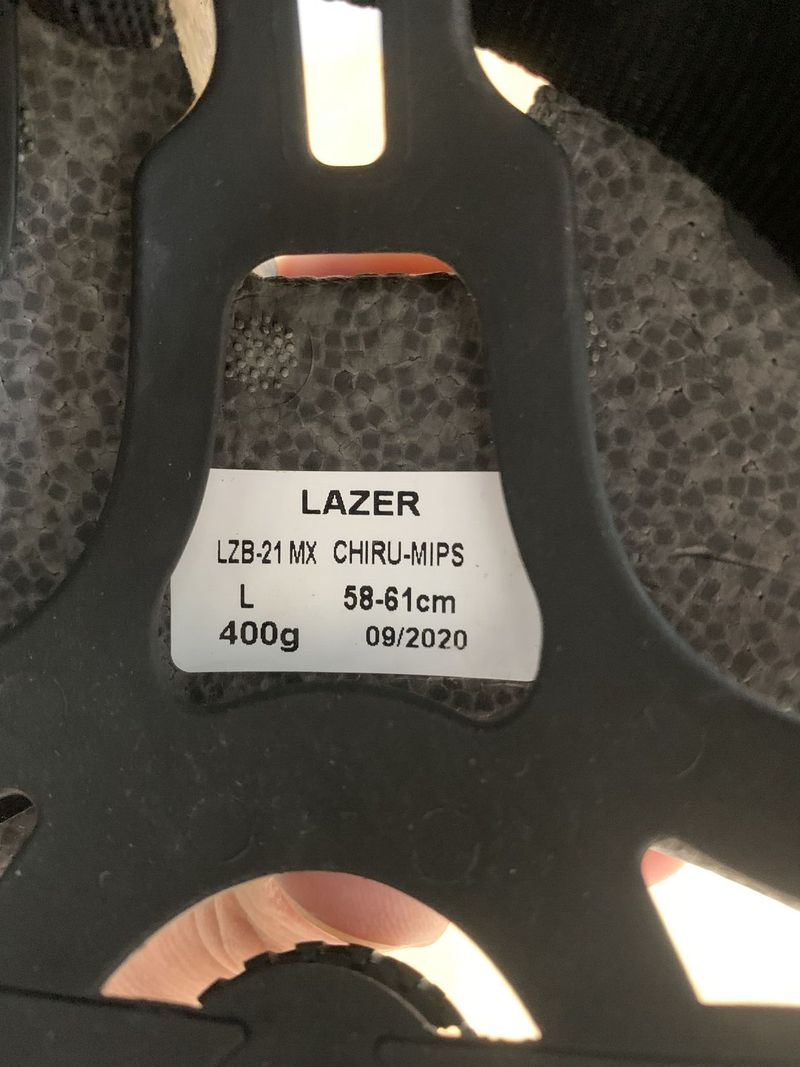 Lazer Chiru MIPS – velikost L (58–61 cm)