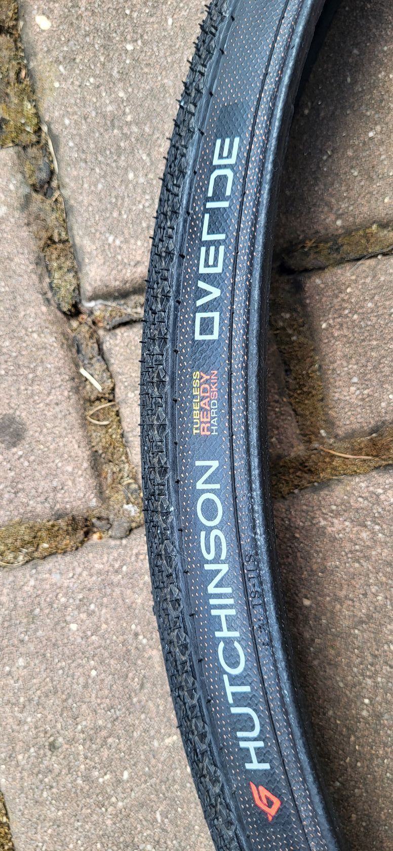 Prodám pláště na bika 29" a na gravel 28"