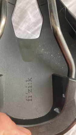Sedlo Fizi:k Tempo 150mm