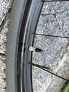 Rockrider XC Race 900S s karbonovými koly Raynolds a karbon. rámem, Sram GX AXS elektronické řazení