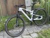 Rockrider XC Race 900S s karbonovými koly Raynolds a karbon. rámem, Sram GX AXS elektronické řazení