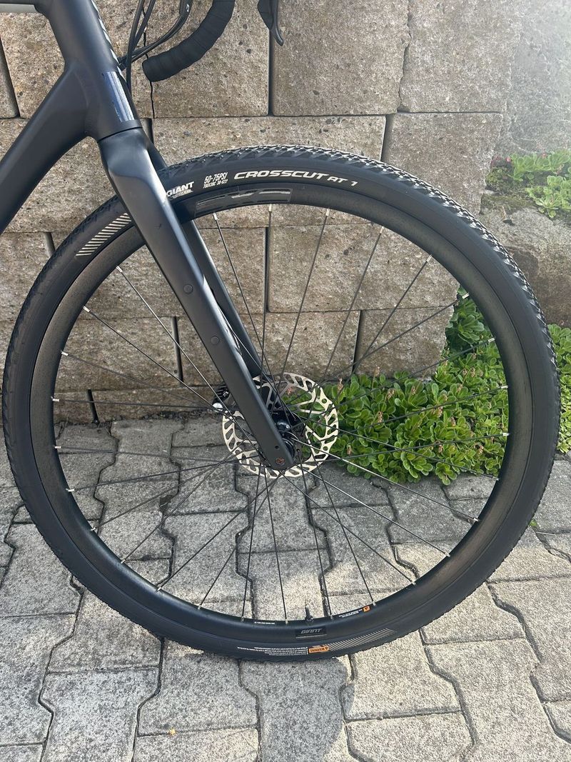 Giant Crosscut AT 1 700x38c tubeless ready