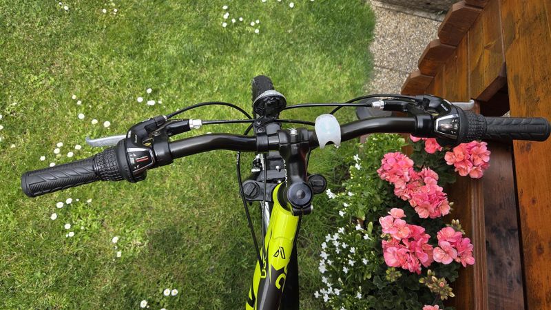 Dětské horské kolo Kellys Alpina 26" vel. XS postava 145-162cm jako NOVÉ 