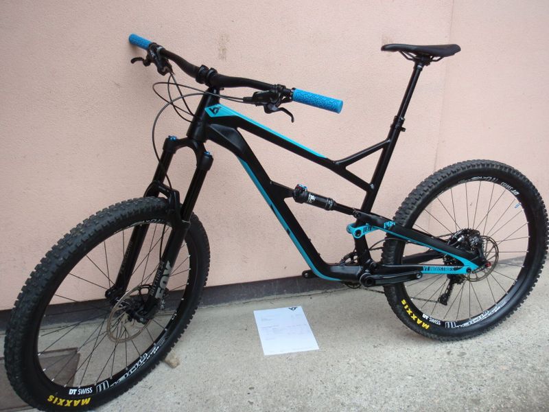 Zánovní enduro YT Jeffsy 27 AL - exkluzivní stav!