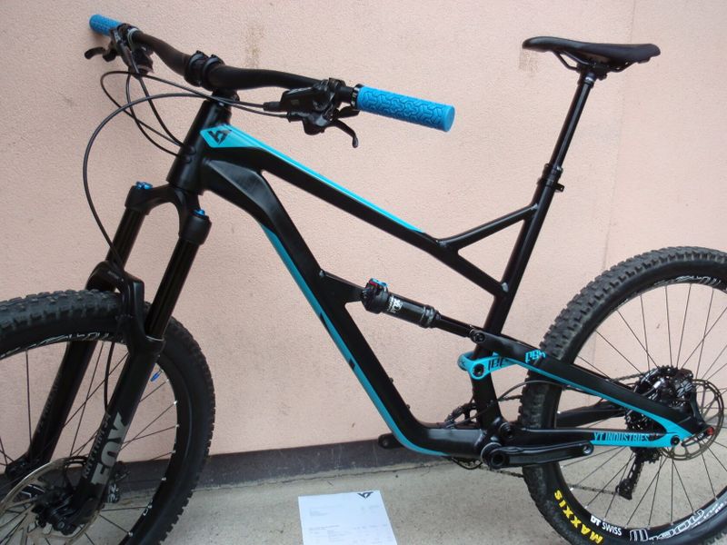 Zánovní enduro YT Jeffsy 27 AL - exkluzivní stav!