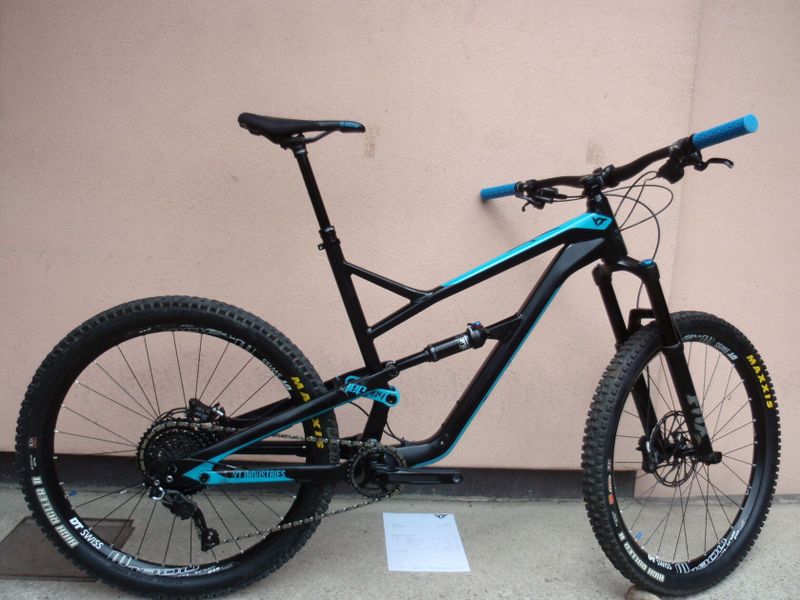 Zánovní enduro YT Jeffsy 27 AL - exkluzivní stav!