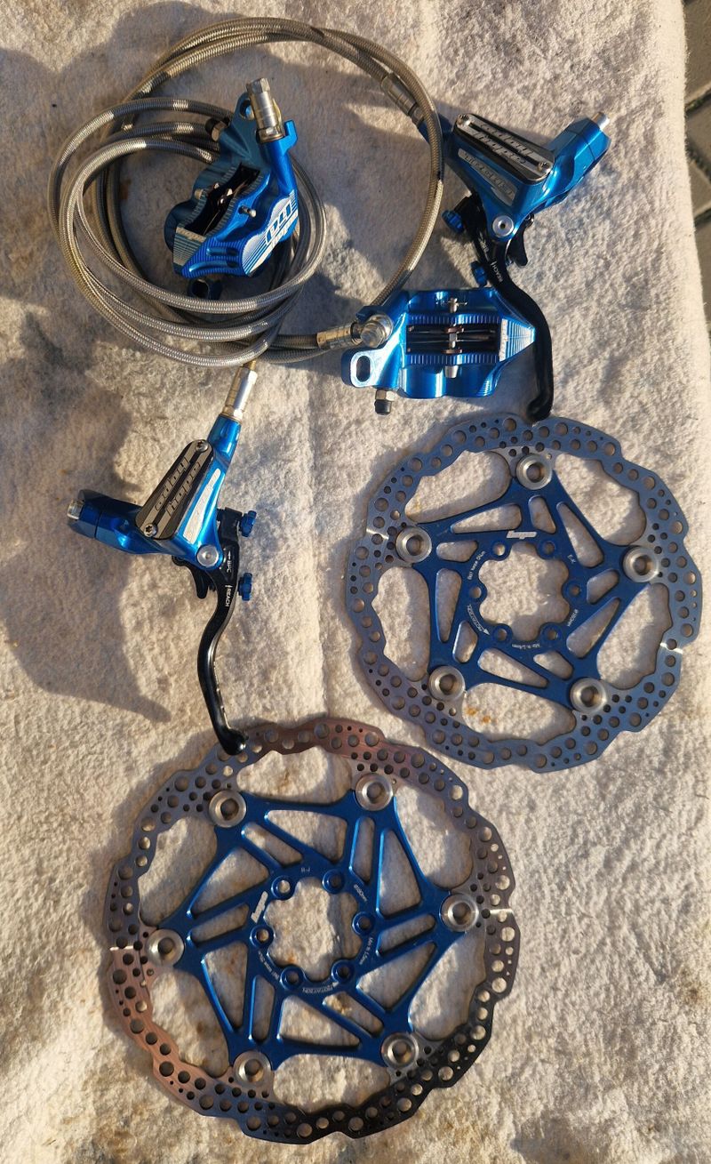 Hope tech3 e4