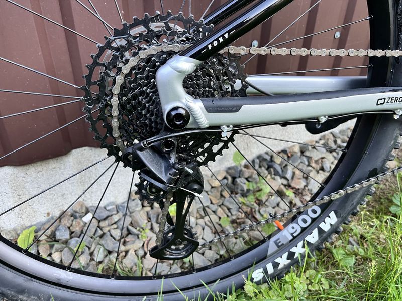 Mondraker Foxy 2022 (vel. L) 