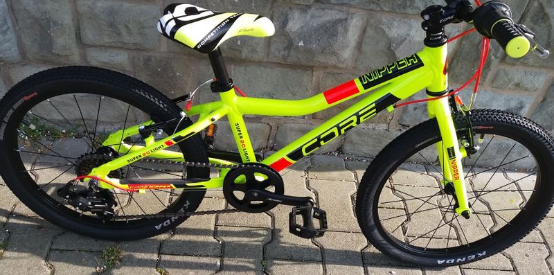 CORE Superlight 20" (7.45kg)