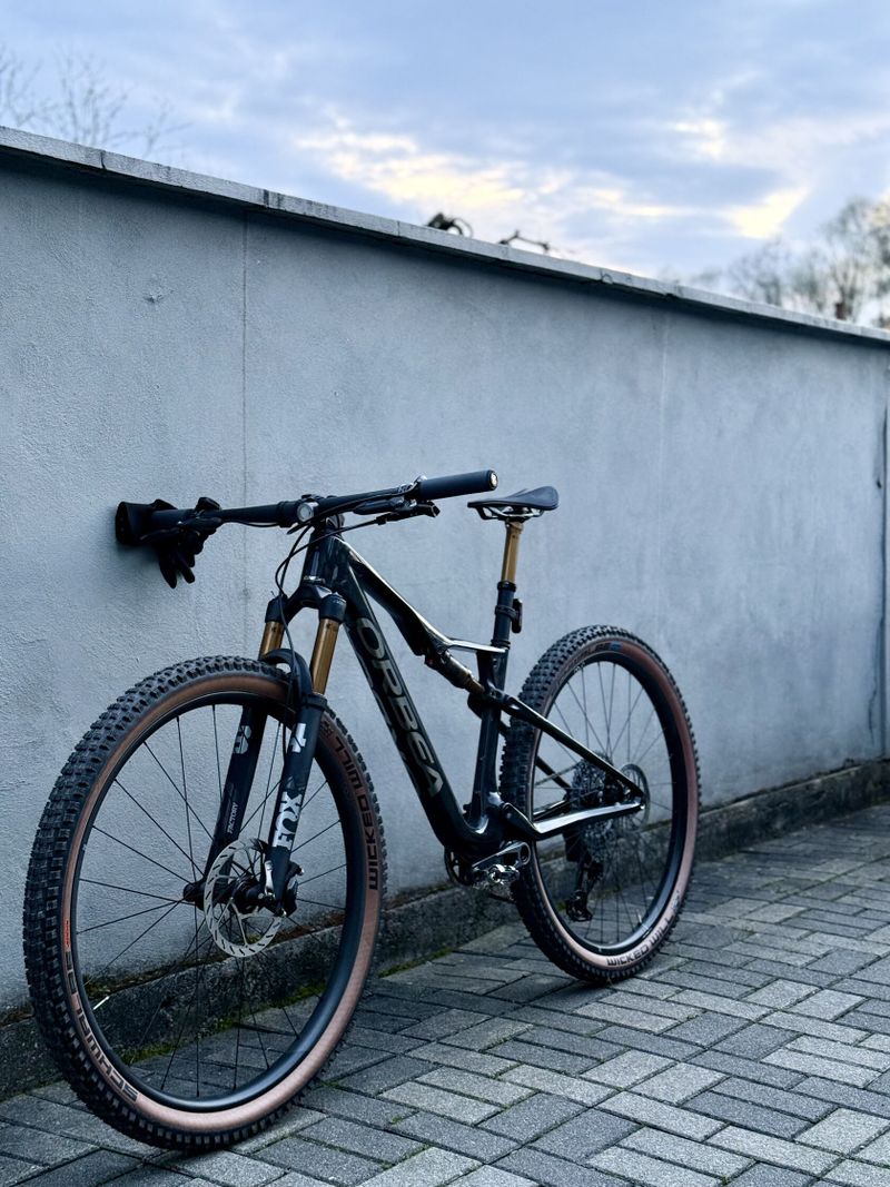 ORBEA OIZ M-team AXS LIMITED