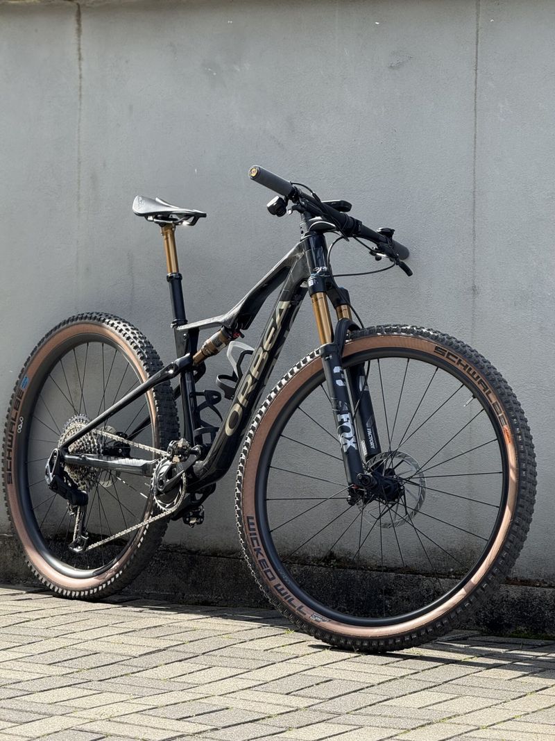ORBEA OIZ M-team AXS LIMITED
