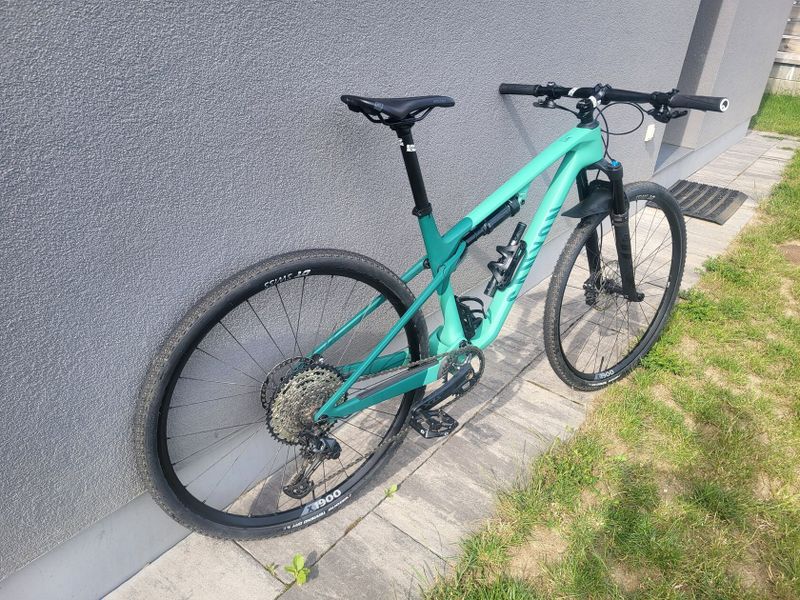 Canyon Lux CF vel. M