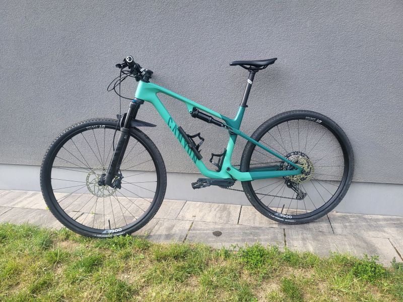Canyon Lux CF vel. M